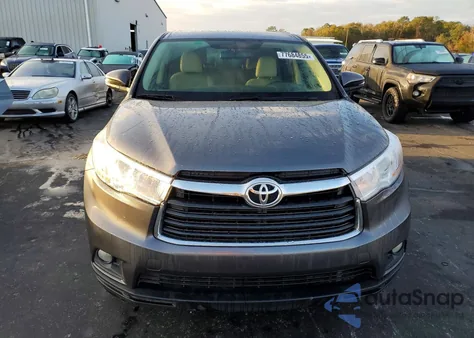 2015 Toyota Highlander Le z USA, uszkodzony, nr VIN 5TDZKRFHXFS042636